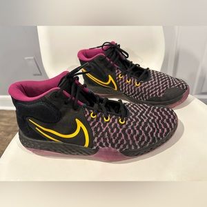 Nike Zoom KD Trey 5 VIII Basketball Shoes